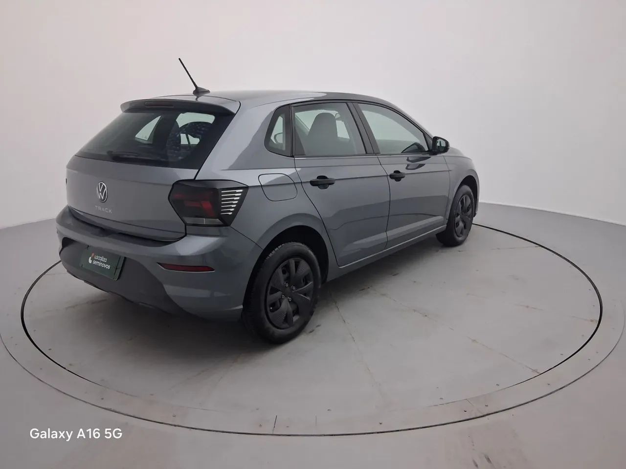 Volkswagen Polo Track 1.0 Flex 12V 5p, foto 5 de 18