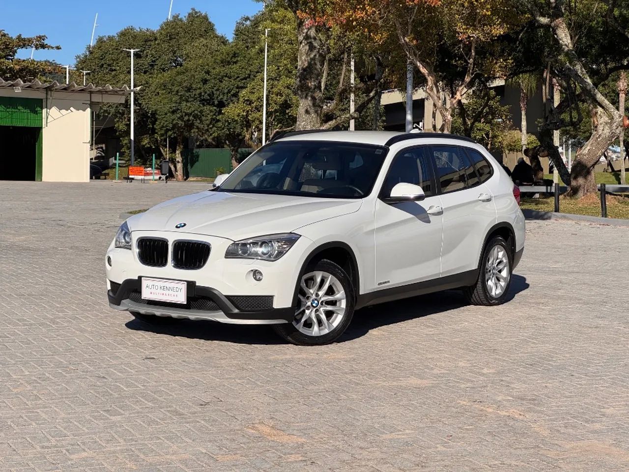 BMW X1 Sdrive 20I 2.0/2.0 TB Acti.flex Aut. 2015