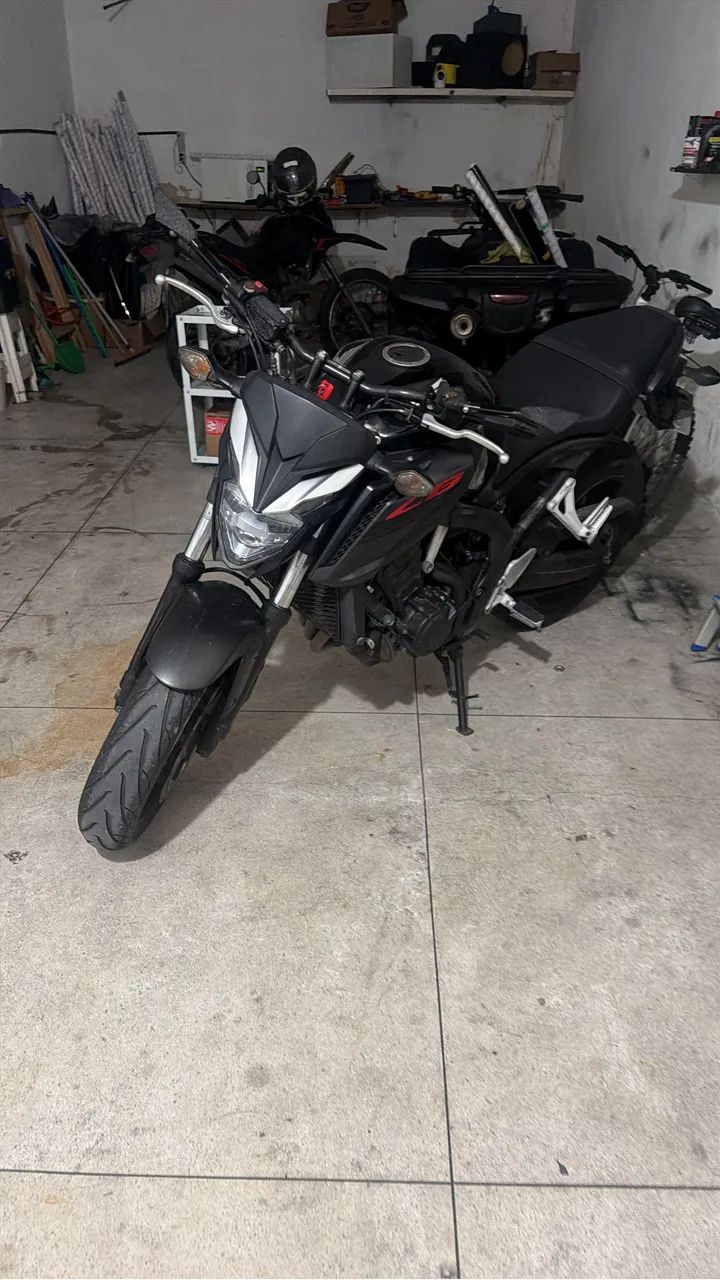 Honda CB650F 2019