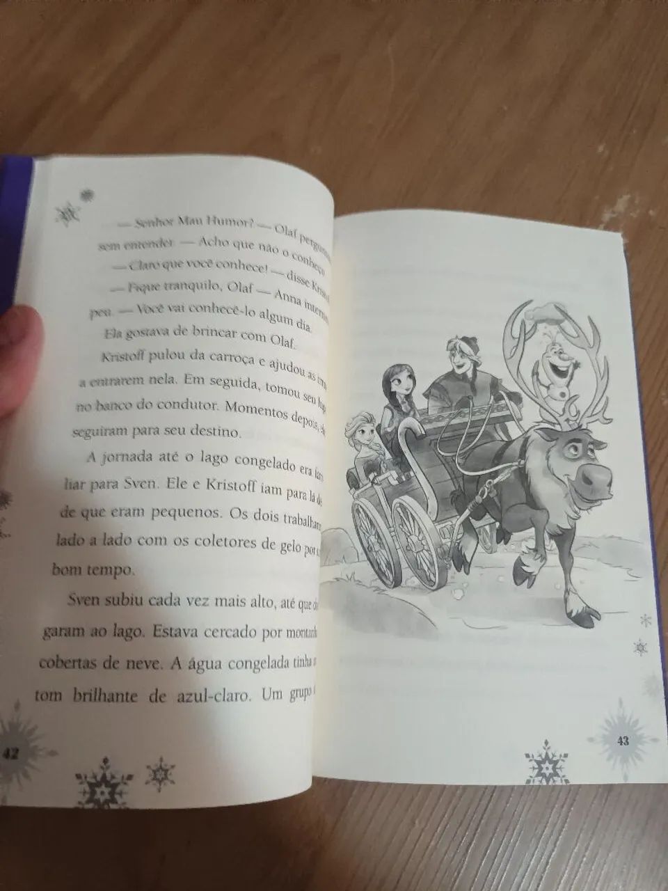 Livro Anna e Elsa Viva à Rainha! - Foto 3