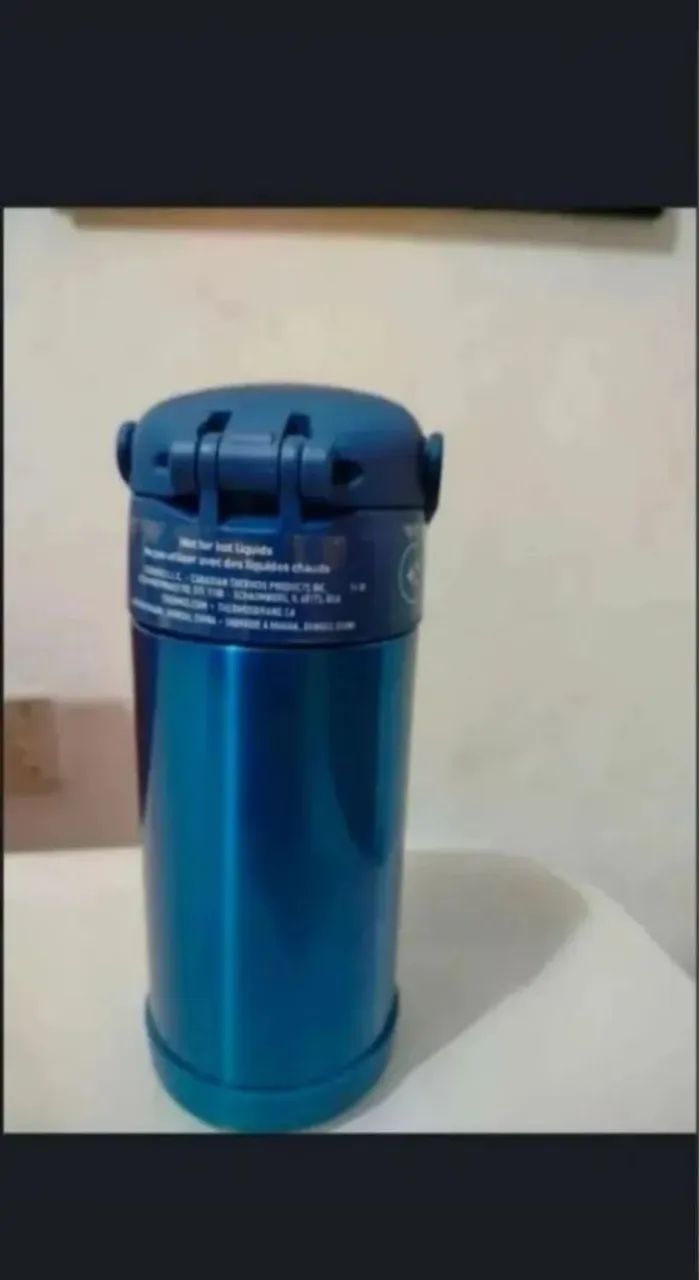 Garrafa térmica Thermos infantil nova na caixa  - Foto 2