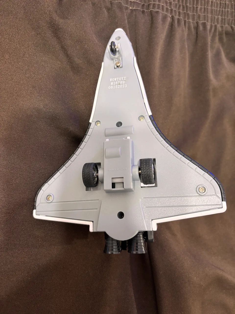 Miniatura nave Enterprise comprada na Epcot - Foto 4