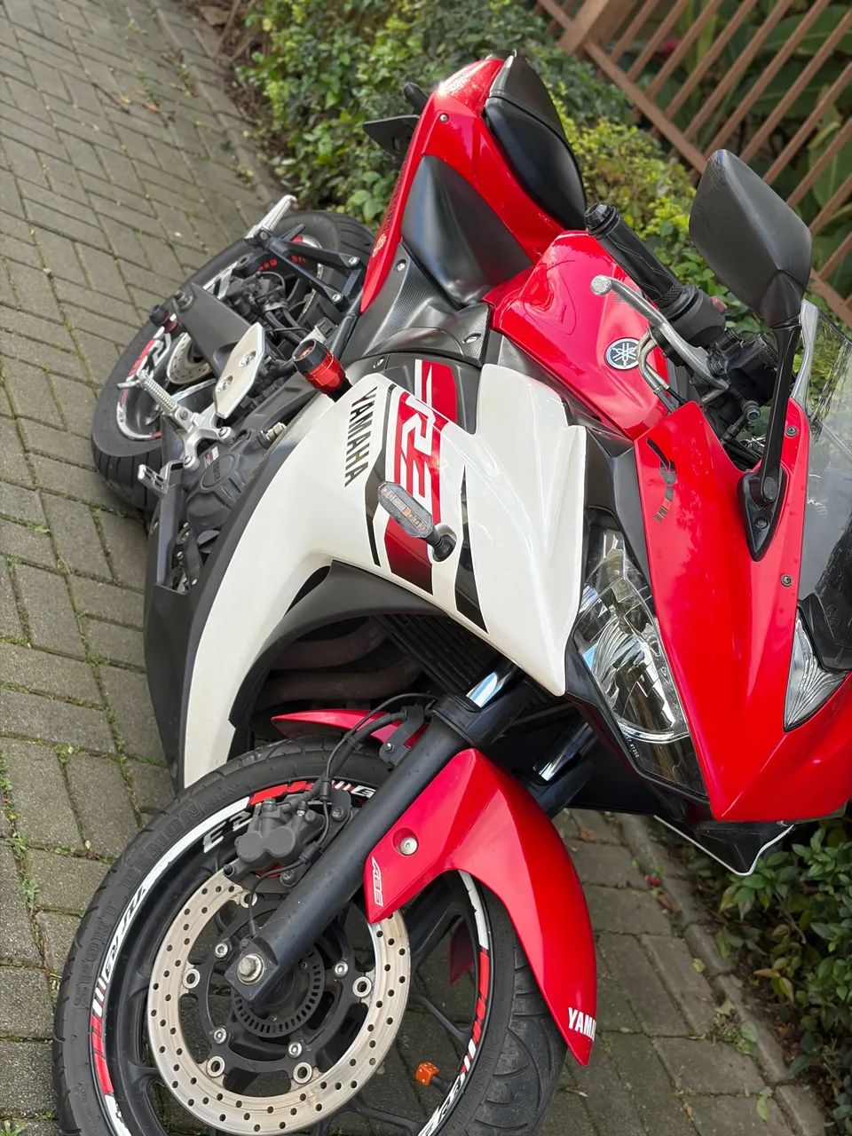 Yamaha R3  - Foto 5