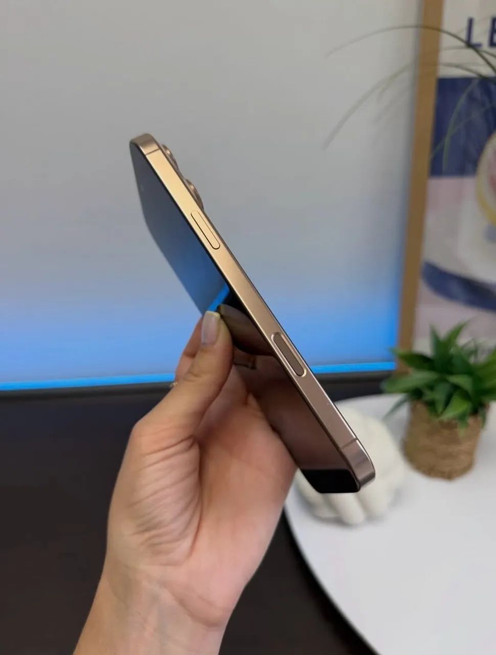 IPHONE 16 PRO MAX  - Foto 2