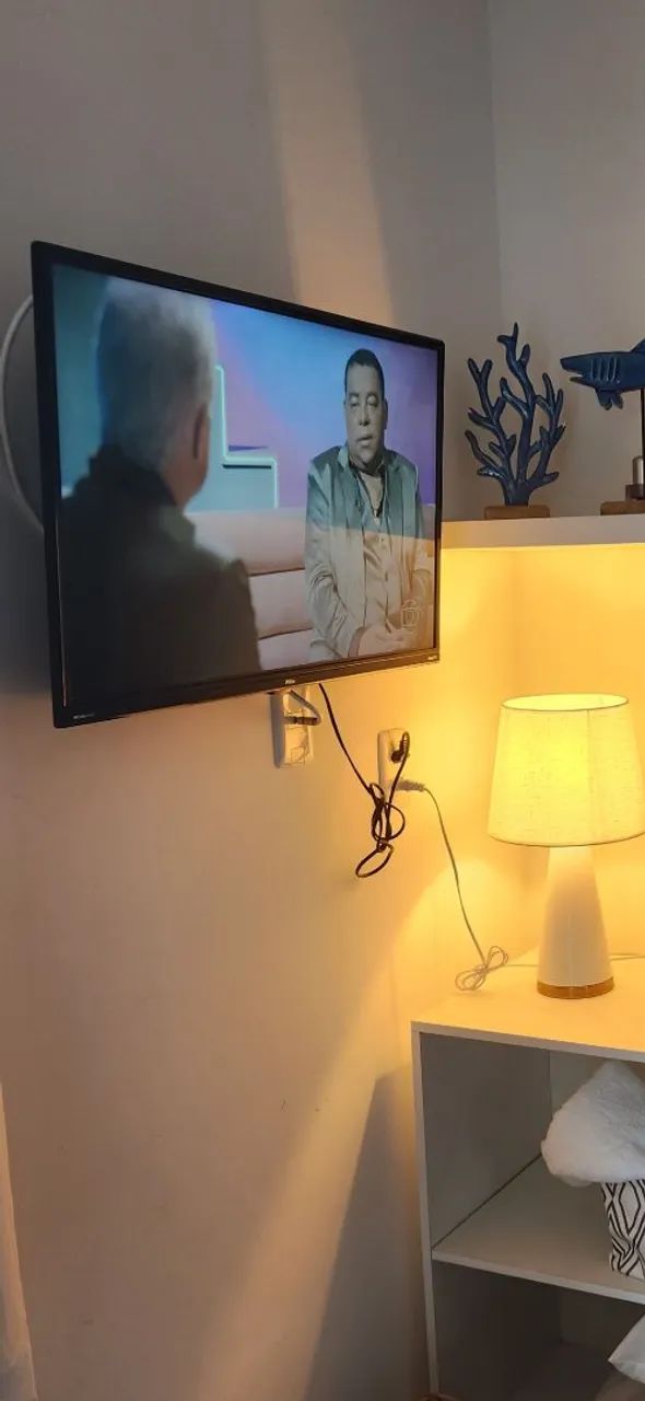Tv 32 polegadas Philco em perfeito estado  - Foto 4