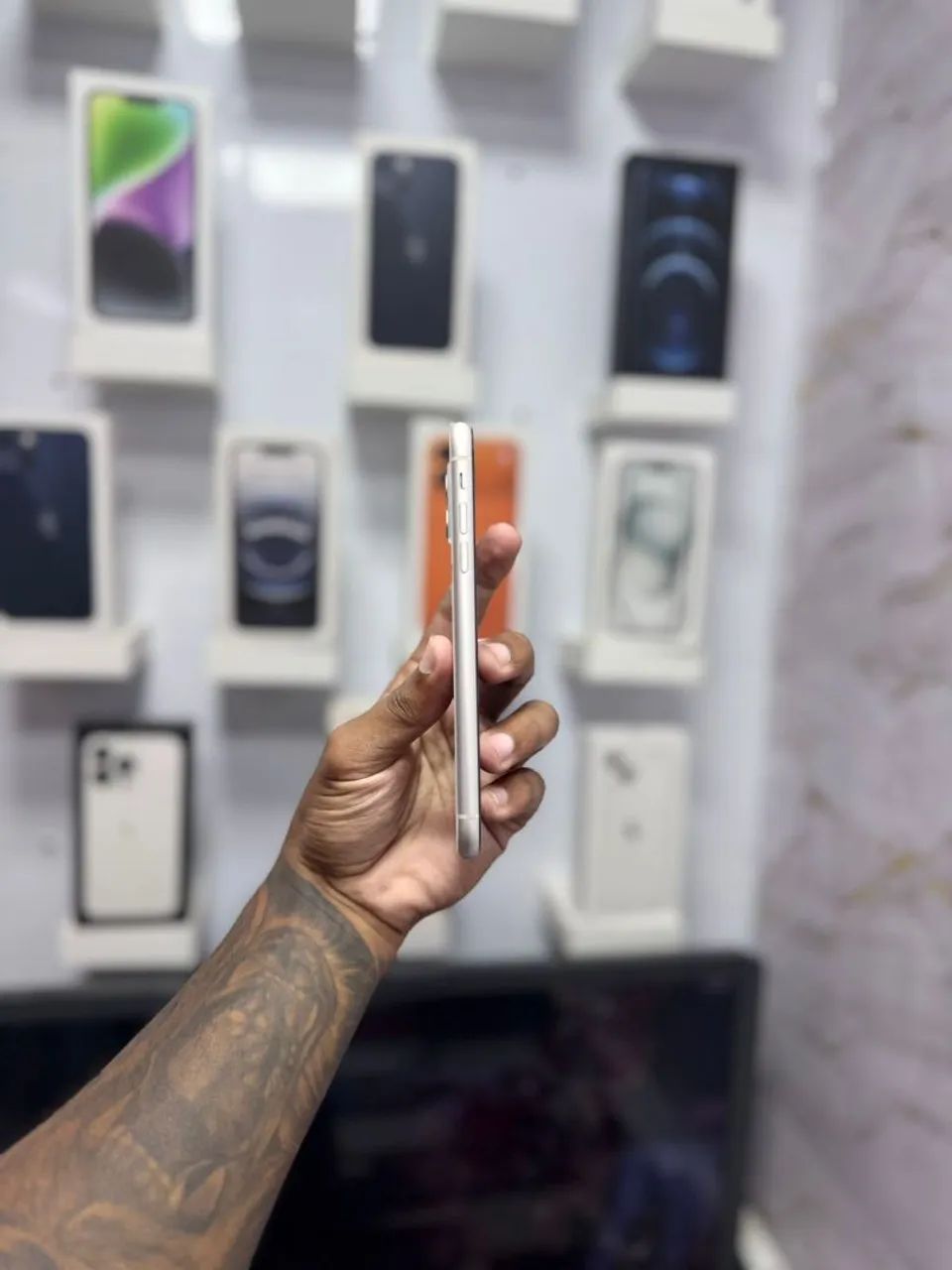 IPHONE 11 128GB<br>R$ 1.199,00 MUITO TOP - Foto 5