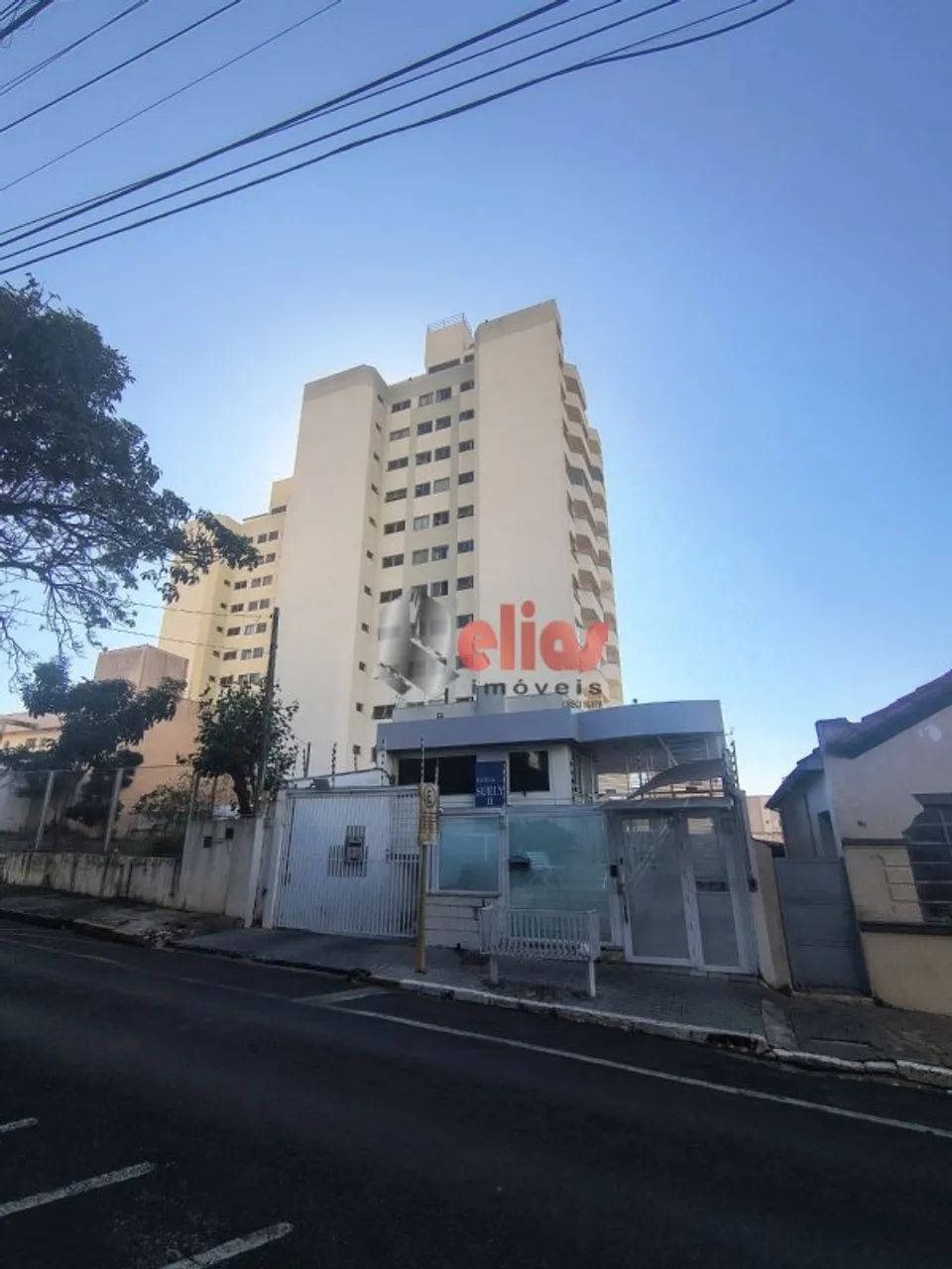 Apartamento para aluguel com 77 m² e 2 quartos em Centro, Bauru - SP
