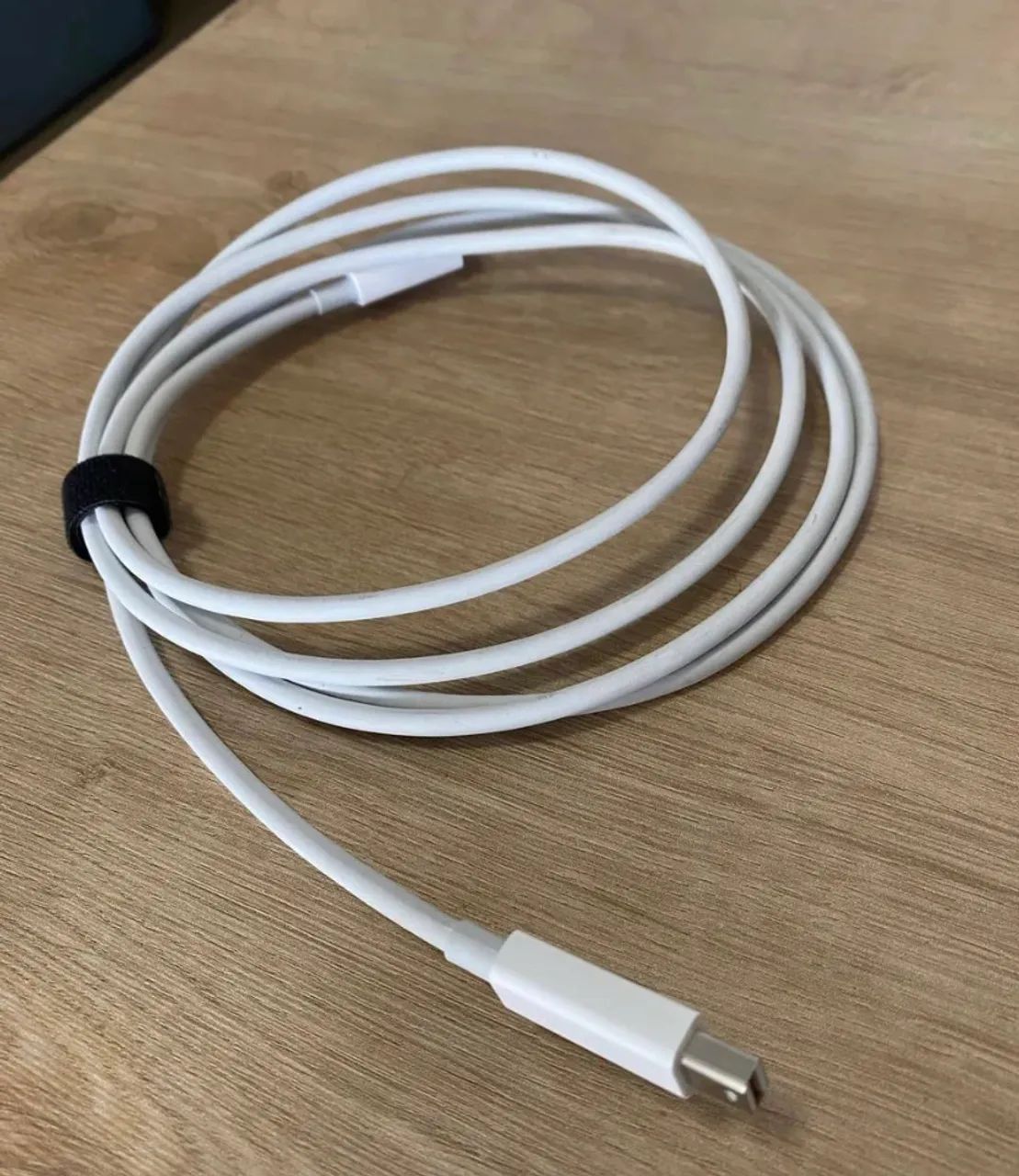 Cabo Thunderbolt 2 Genuino Apple | 2 metros 