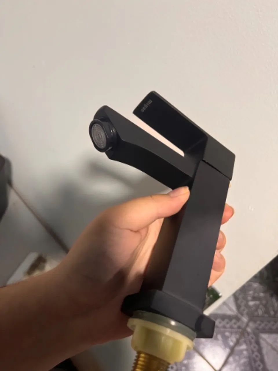 Torneira de banheiro  - Foto 3