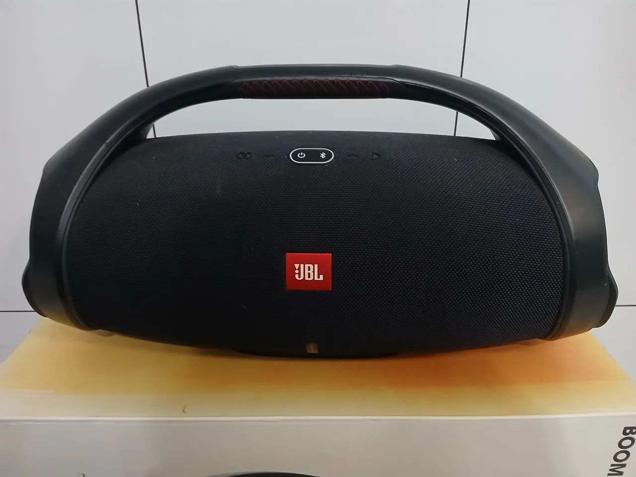 Jbl boombox 2