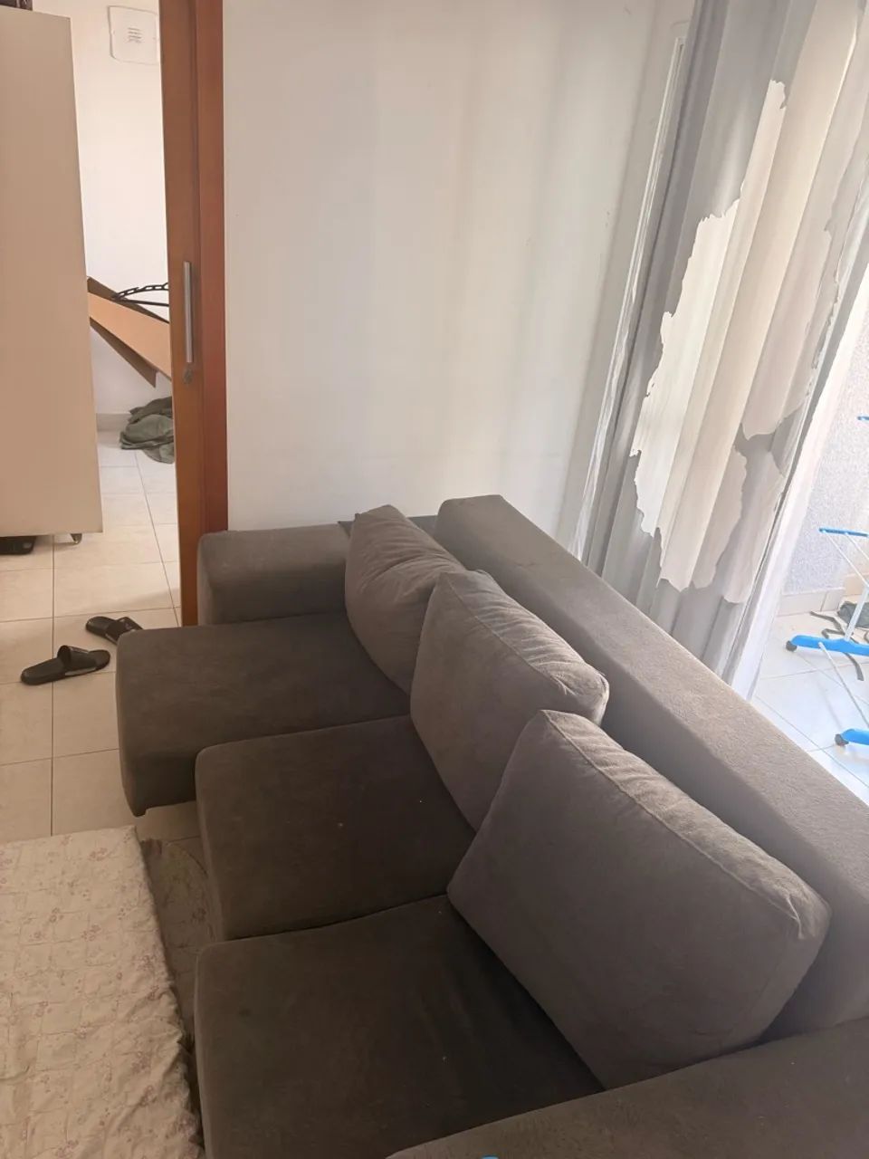 Sofá usado, venda com urgência  - Foto 3