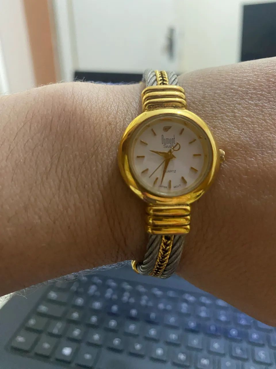 Relógio Dumont Saab feminino 