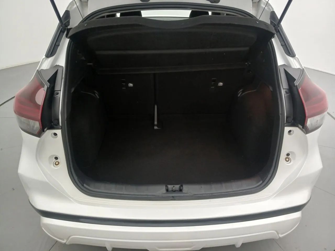 Nissan Kicks Sense 1.6 16V Flex Aut., foto 9 de 18