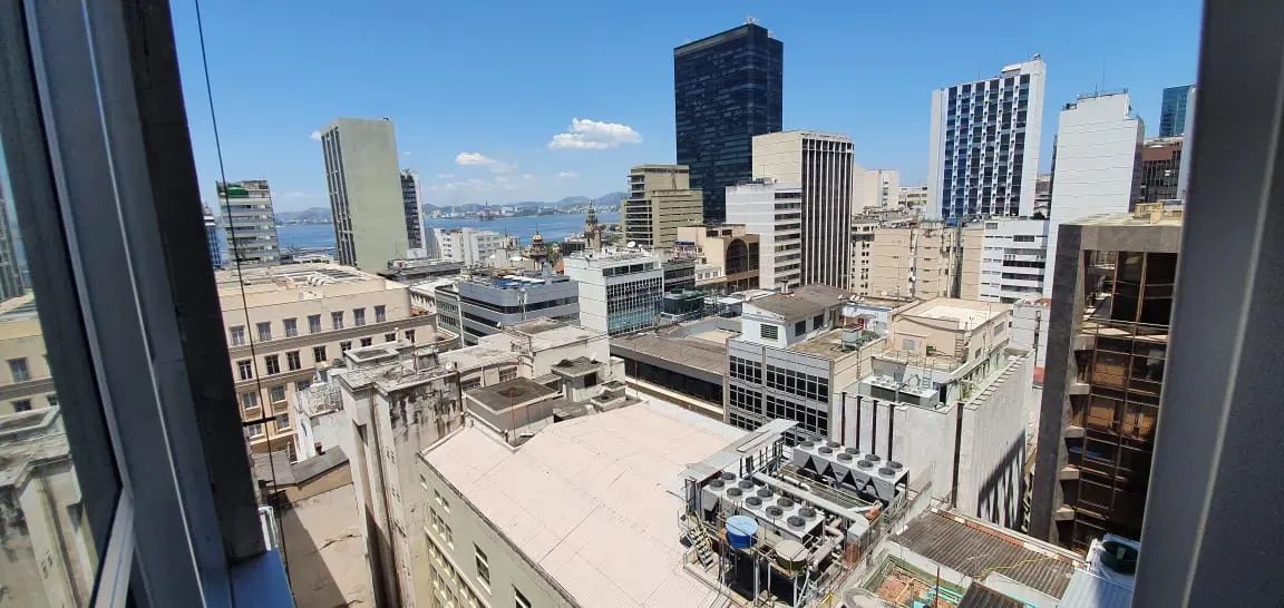 Ótima sala comercial, primeira locação, 70m2 completamente impecáveis, totalmente reformad