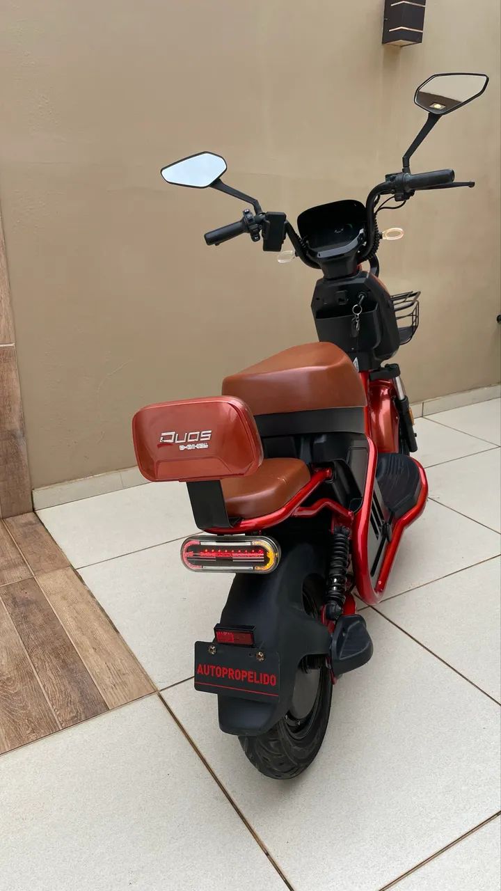 Scooter elétrica 