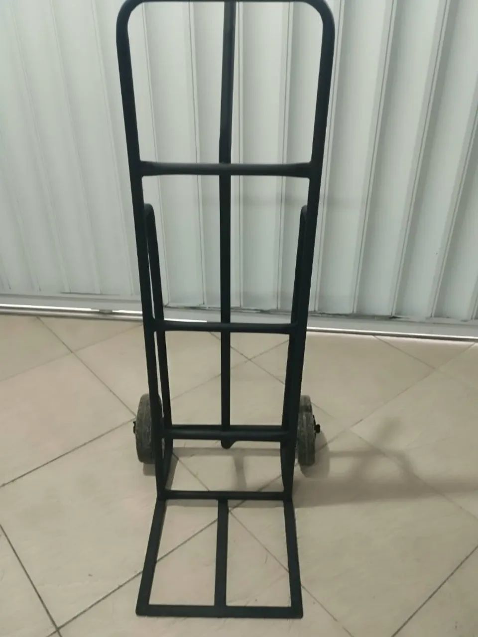 Carrinho de carga à venda