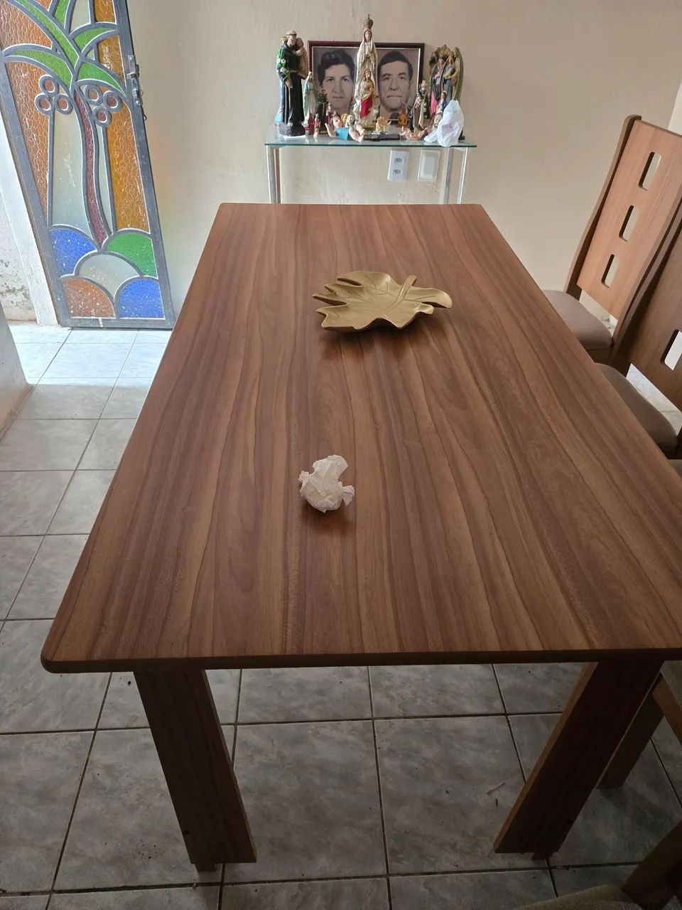 Mesa madeira com 6 cadeiras estofadas  - Foto 4