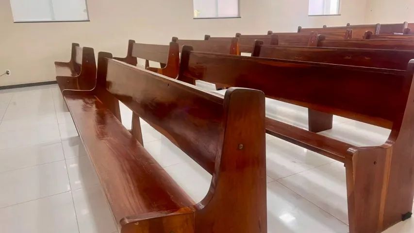 Bancos de Igreja - Foto 4
