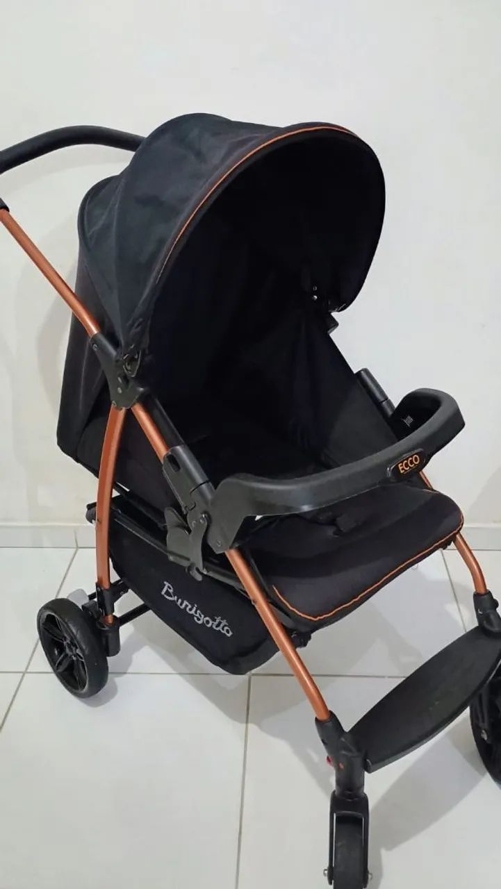 Carrinho de Bebê Burigotto Ecco Preto/Bronze - Foto 5