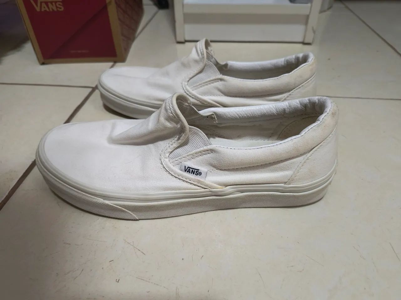 Tênis vans slip-on branco  - Foto 2