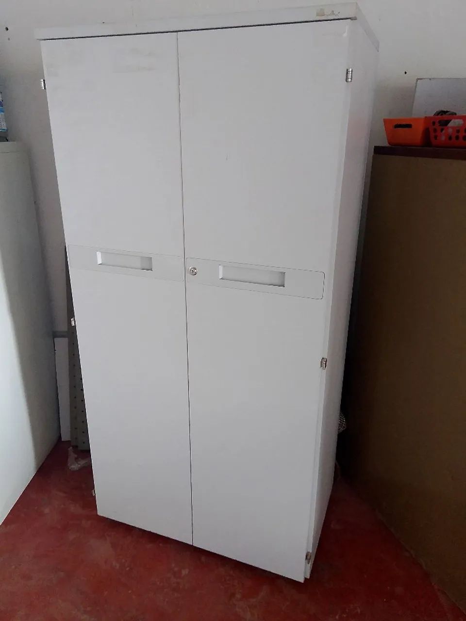 Armário multiuso 