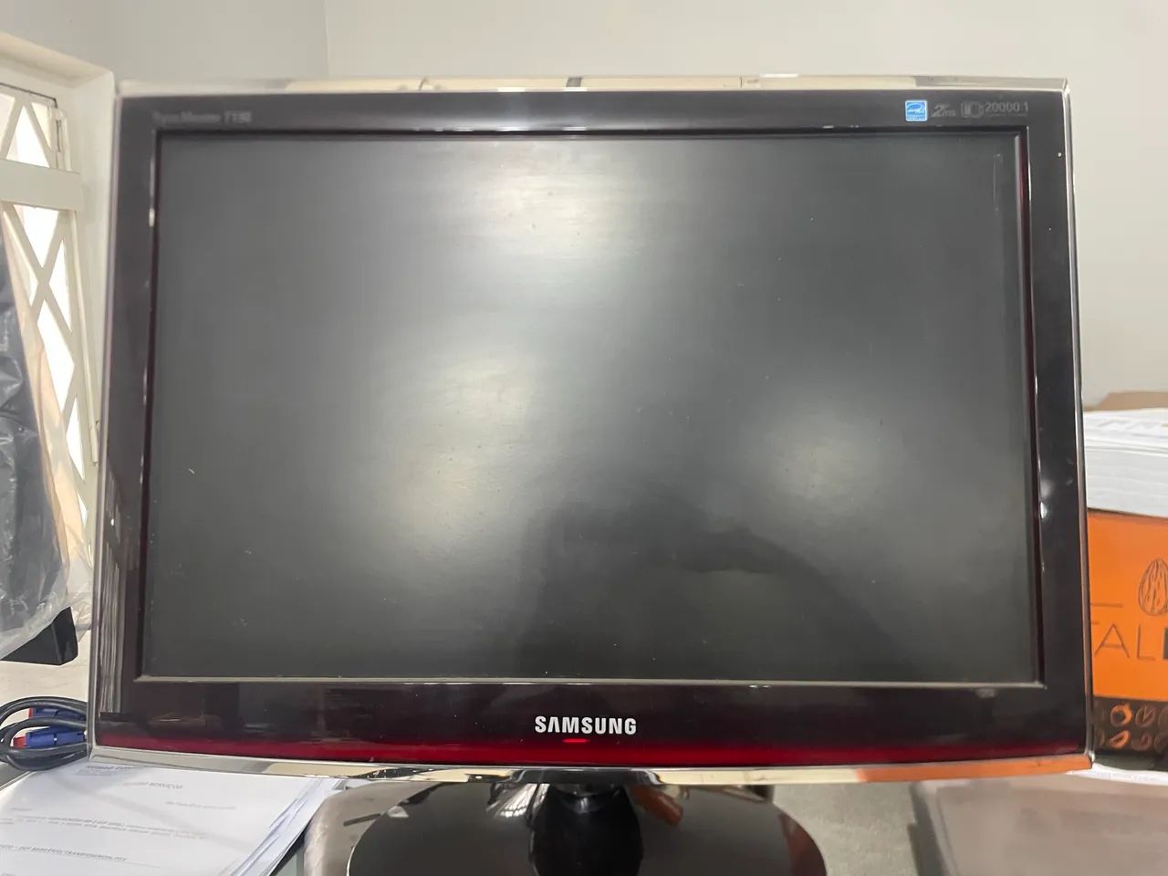 Monitor Samsung T190 - Foto 3