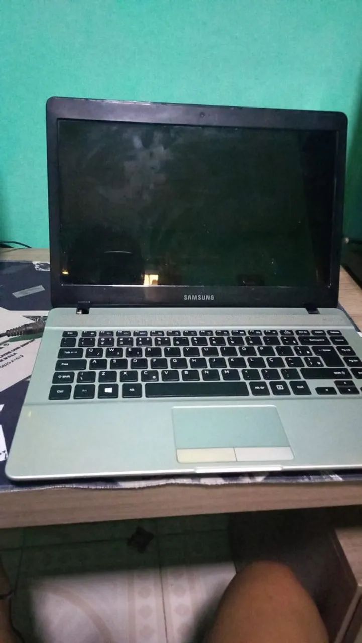 Notebook Samsung Essential 21