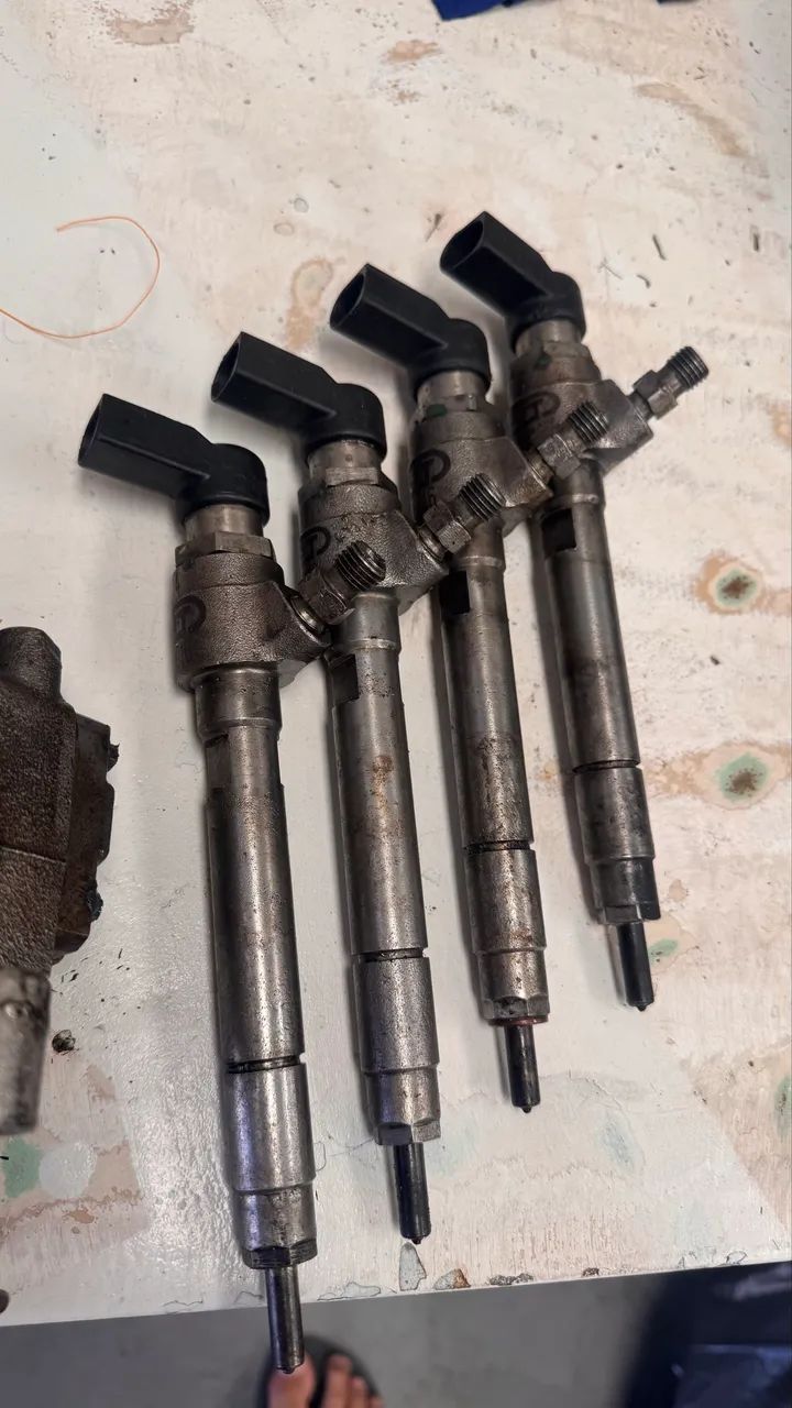 Vendo bomba de alta e jogo de bico ranger  - Foto 3