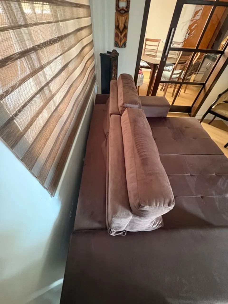 Sofá retrátil marrom - suede - 1 mês de uso - Foto 5