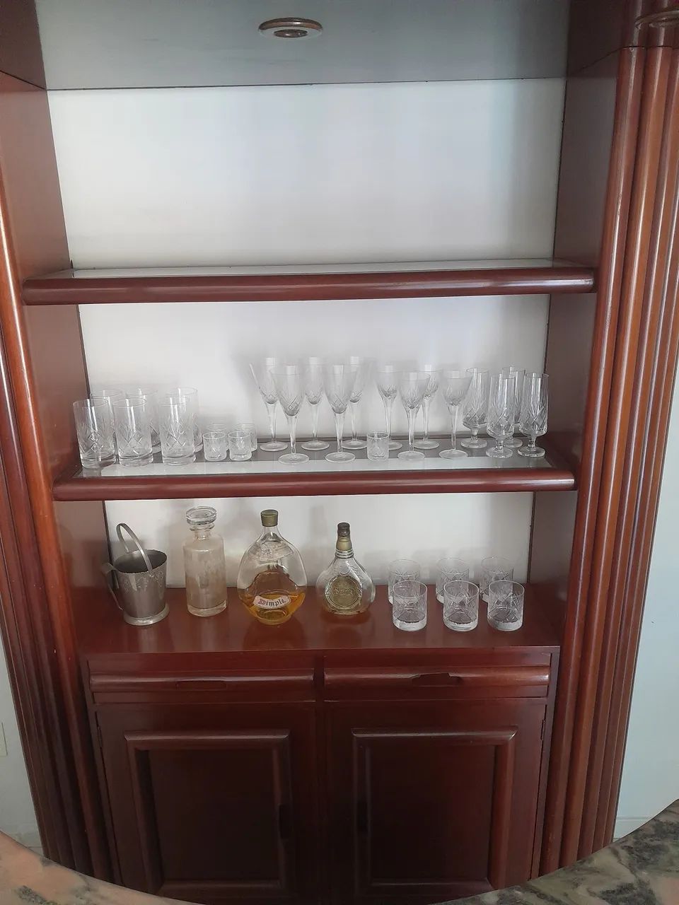 Bar vintage em madeira  - Foto 2