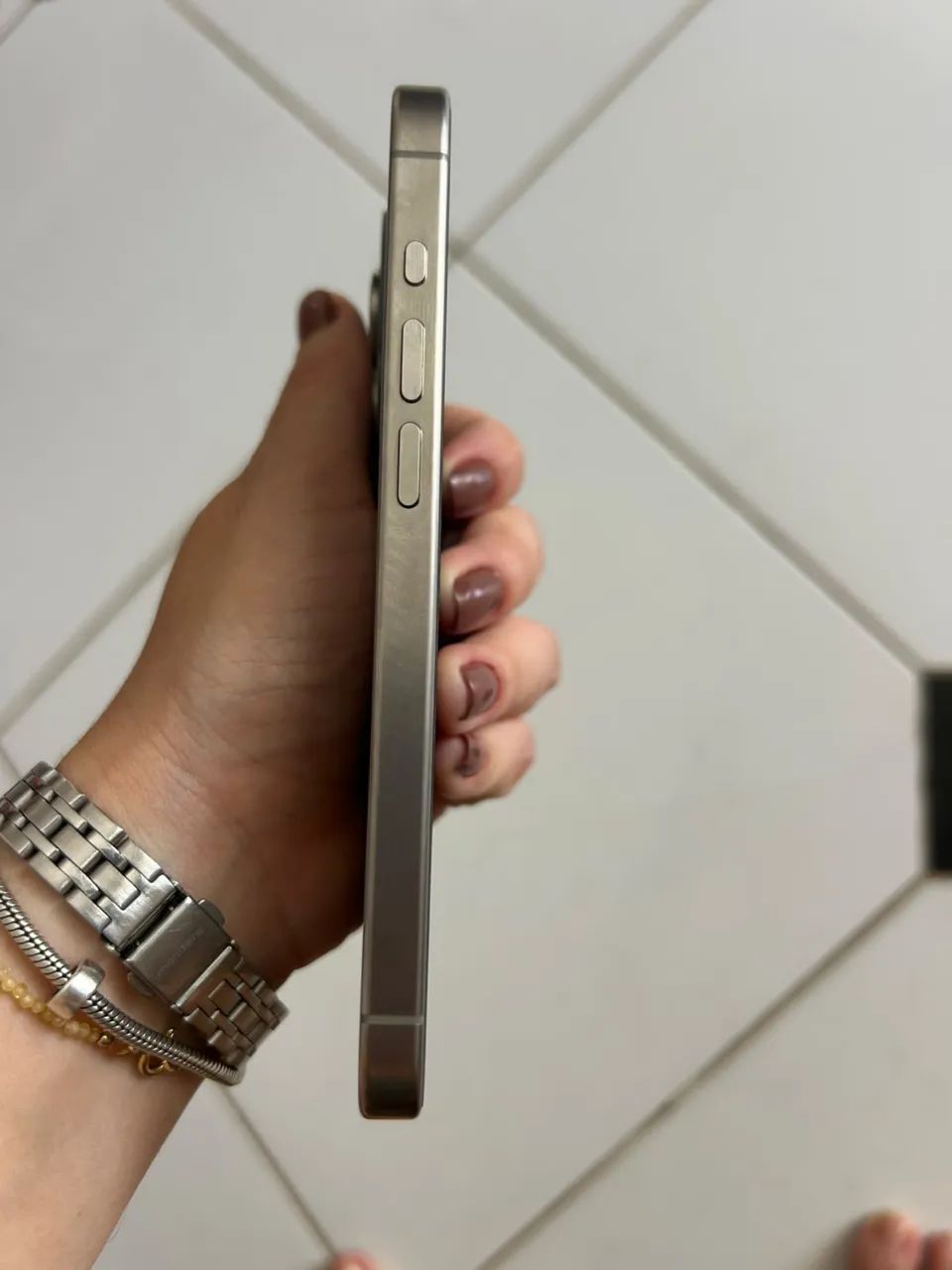 IPHONE 15 PRO  - Foto 2
