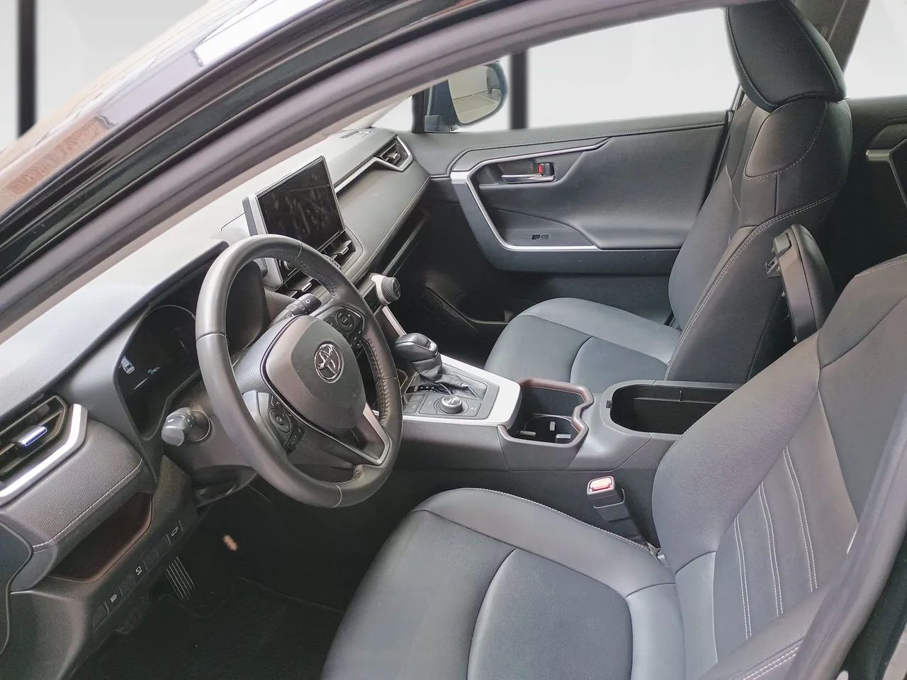 Toyota RAV4 2.5 XSE 4x4 Aut. (Híbrido), foto 10 de 15