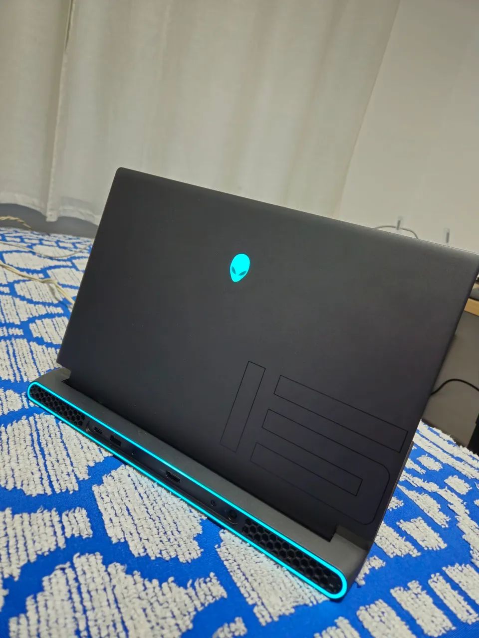 Notebook Alienware M15 R7  - Foto 2