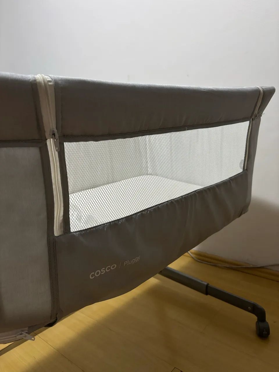 Berço Co-bed Pluggy da Cosco