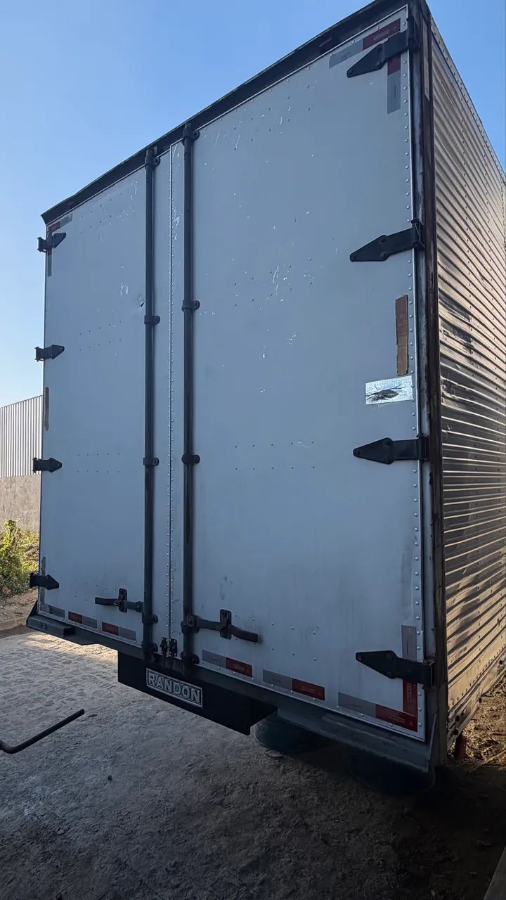 Baú RANDON ALUMÍNIO 2009