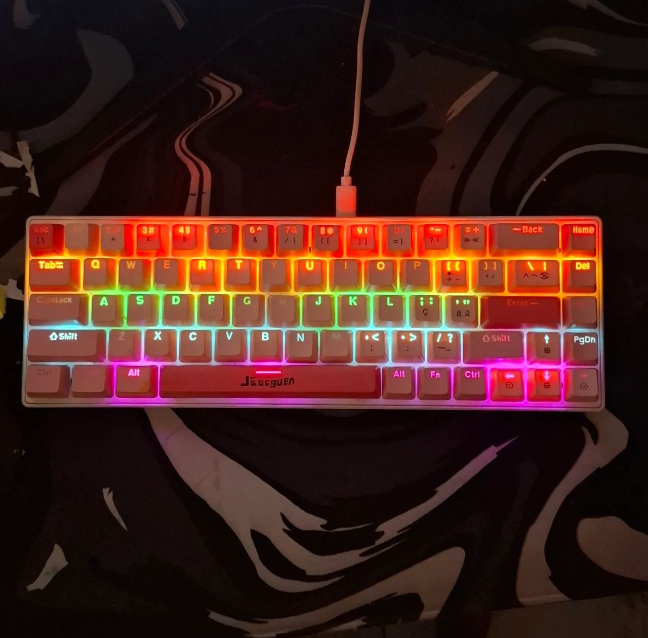 Vendo teclado mecânico 60% switch vermelho