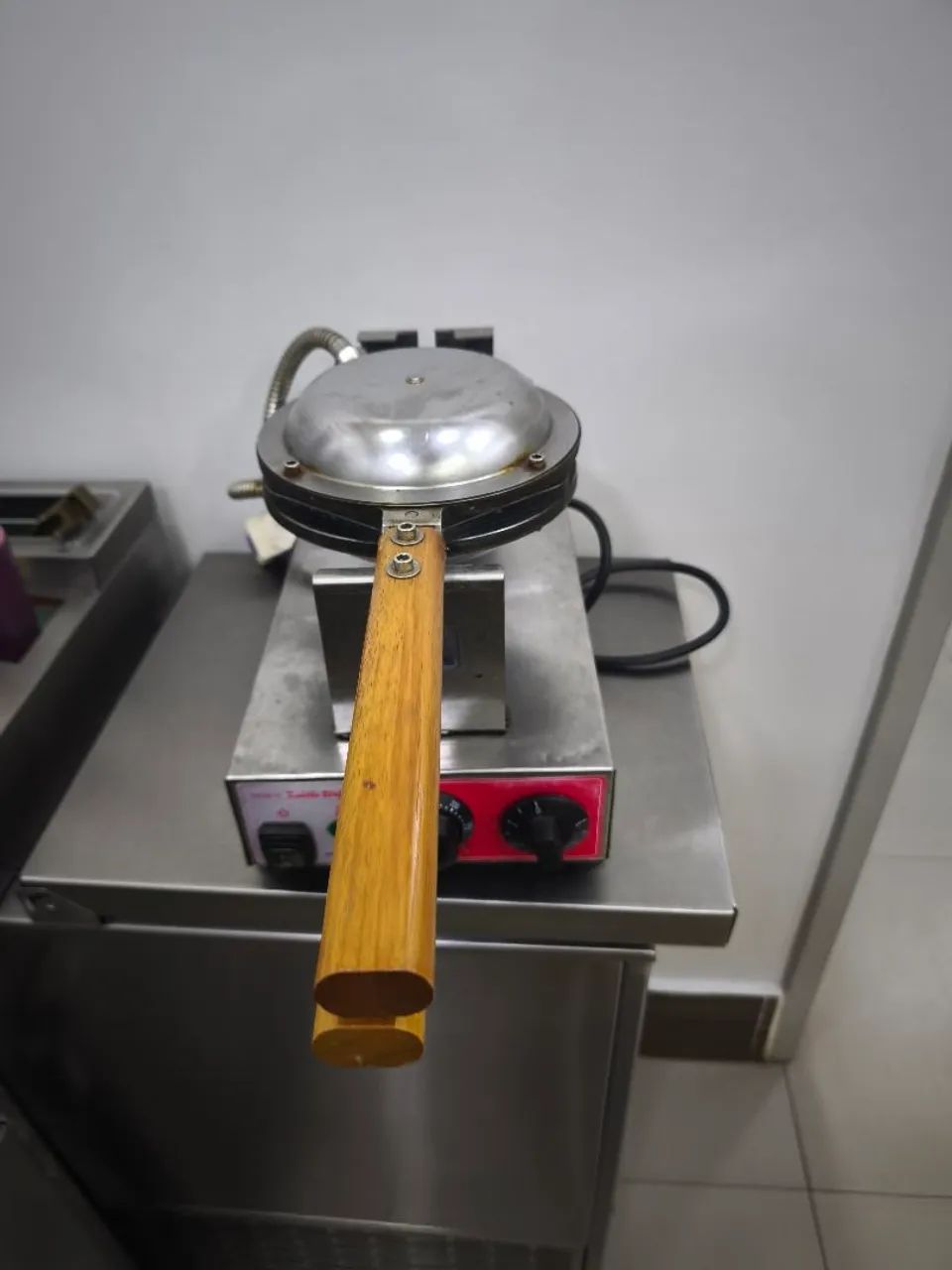 Maquina de Bubble Waffles  - Foto 2
