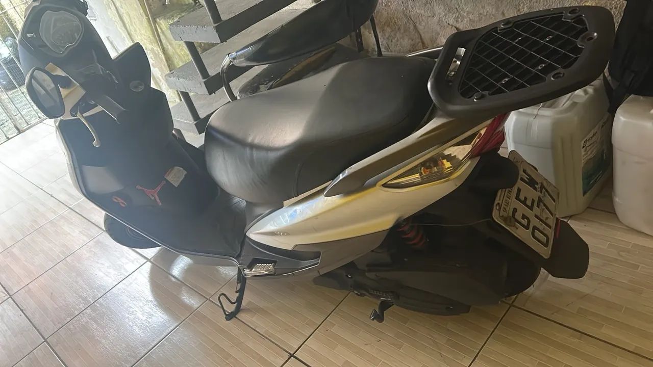 Moto semi nova - Foto 3
