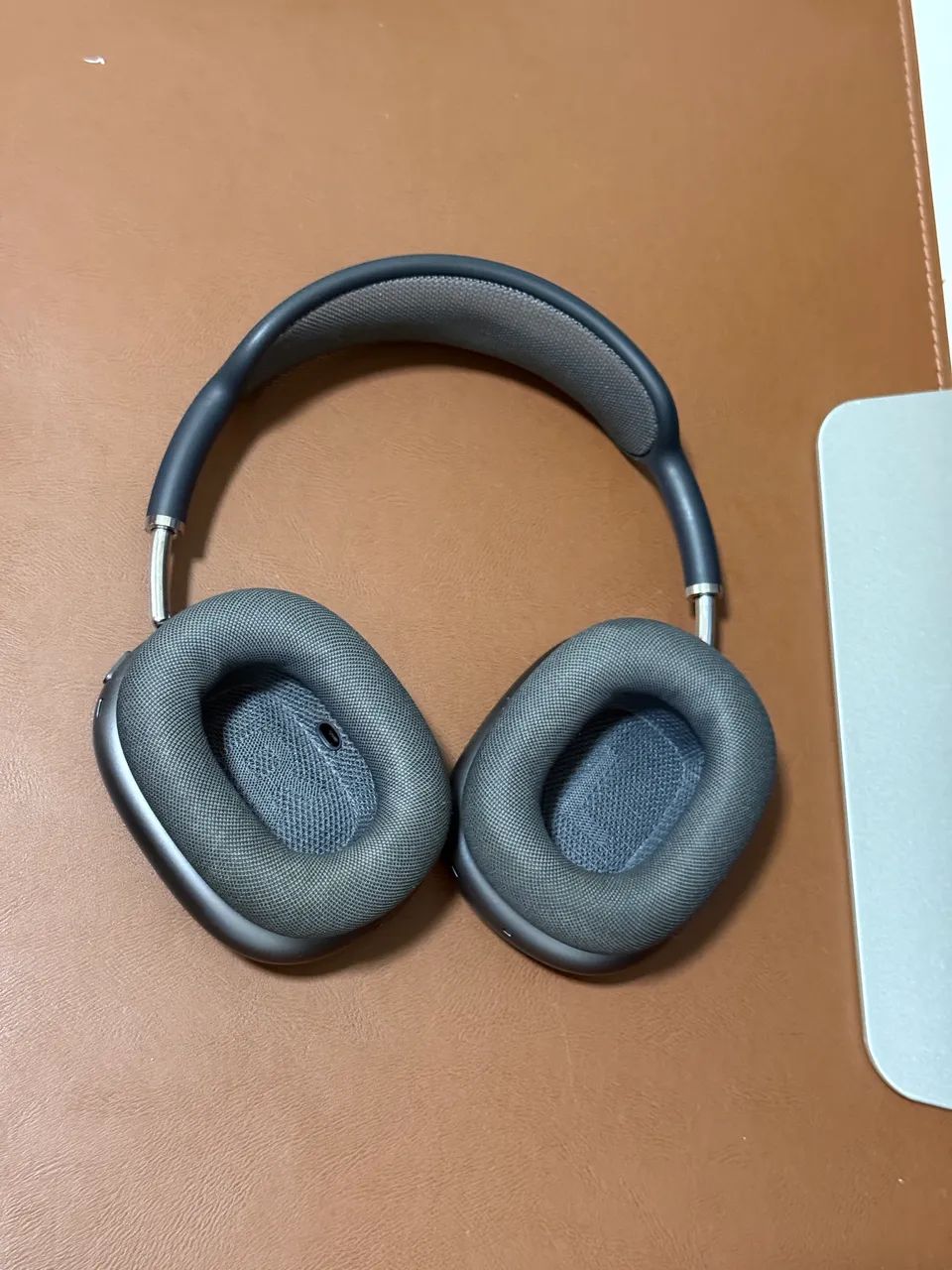 AirPods Max - Cinza