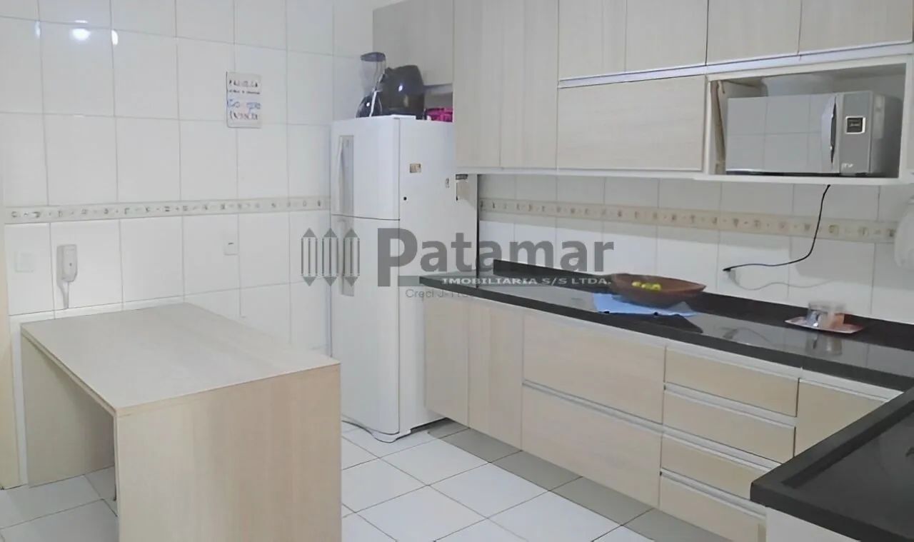 Casa com 3 dormitórios à venda no Rio Pequeno