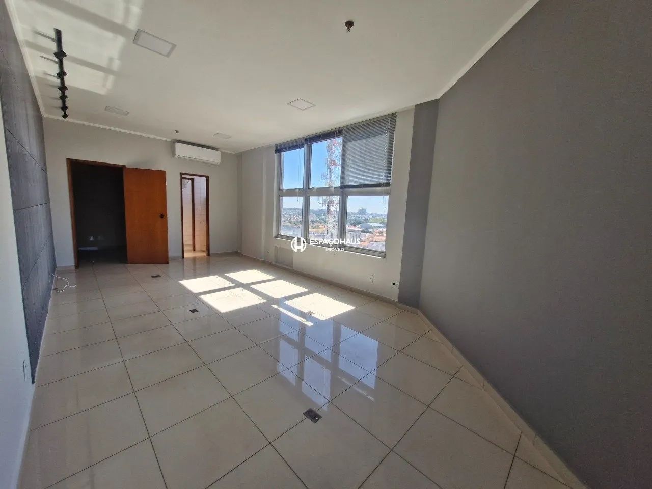 Sala Comercial para Alugar no Centro de Indaiatuba/SP. - Foto 2