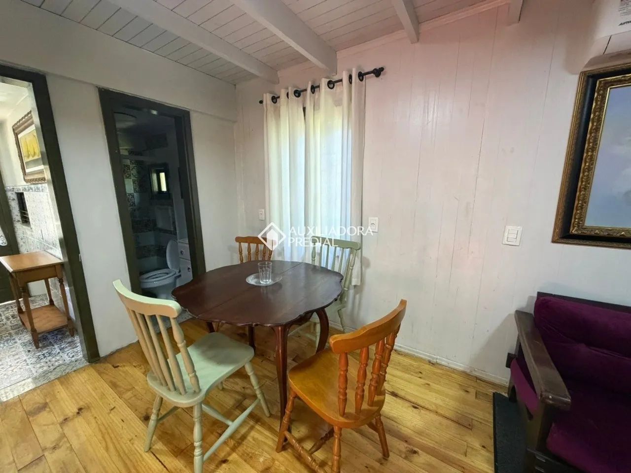 Casa com 3 Dormitórios Localização Tranquila - Foto 5
