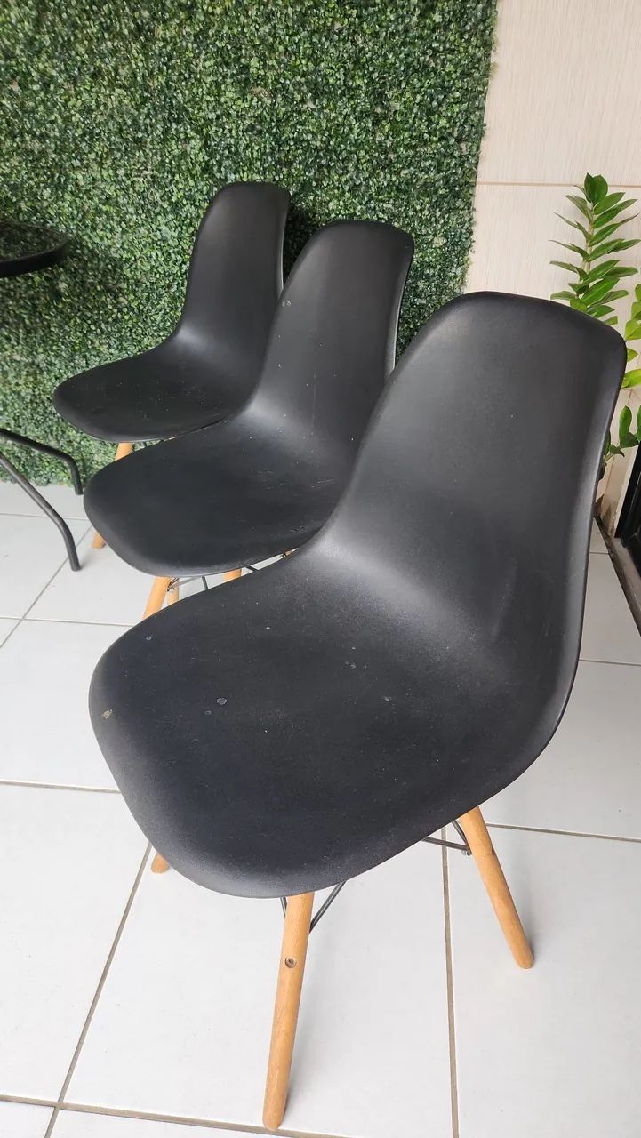 3 cadeiras eiffil  - Foto 2