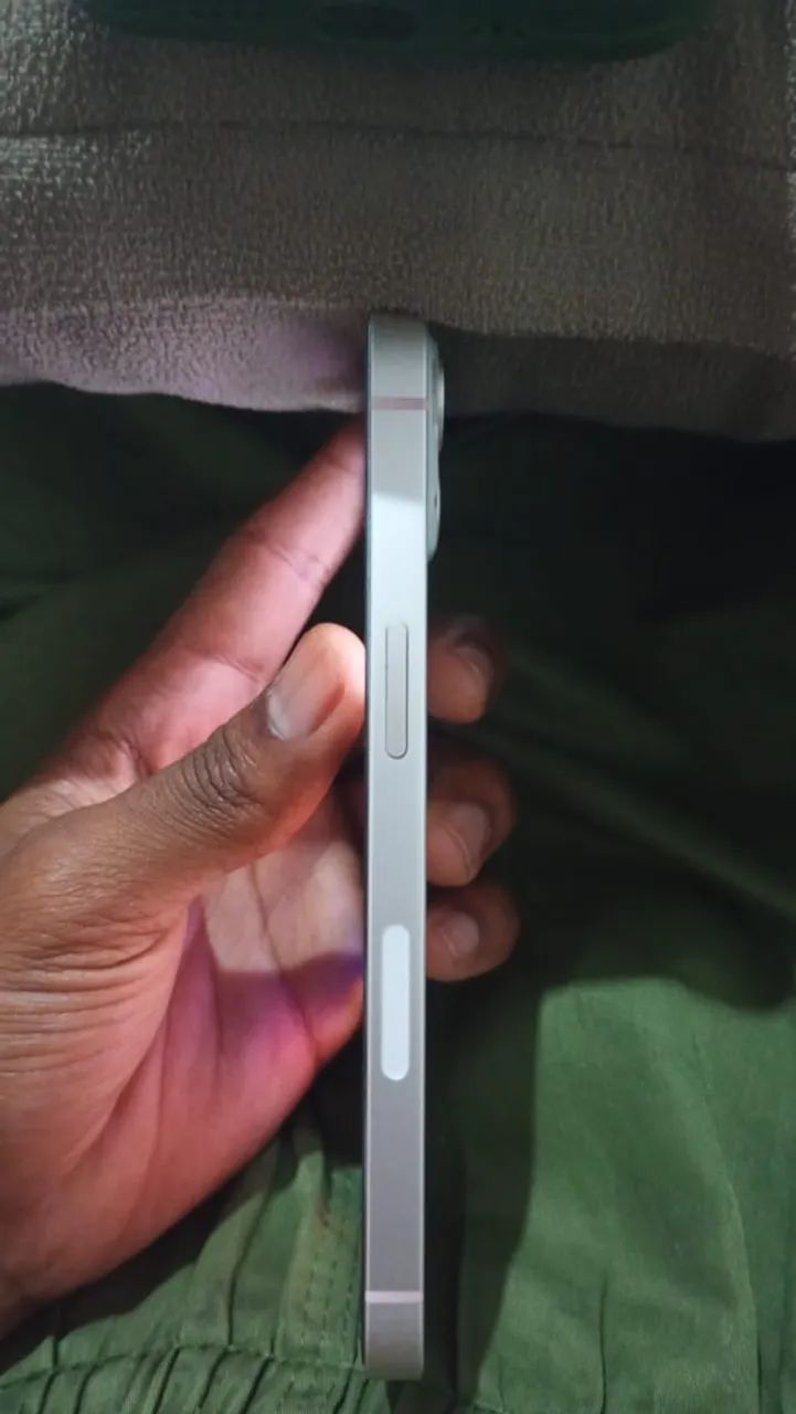 iPhone 13 Branco - 128gb  - Foto 3
