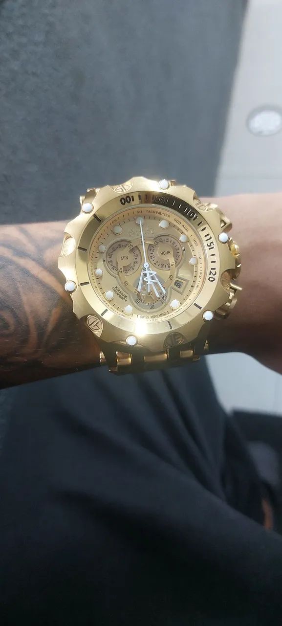 Invicta venom híbrid