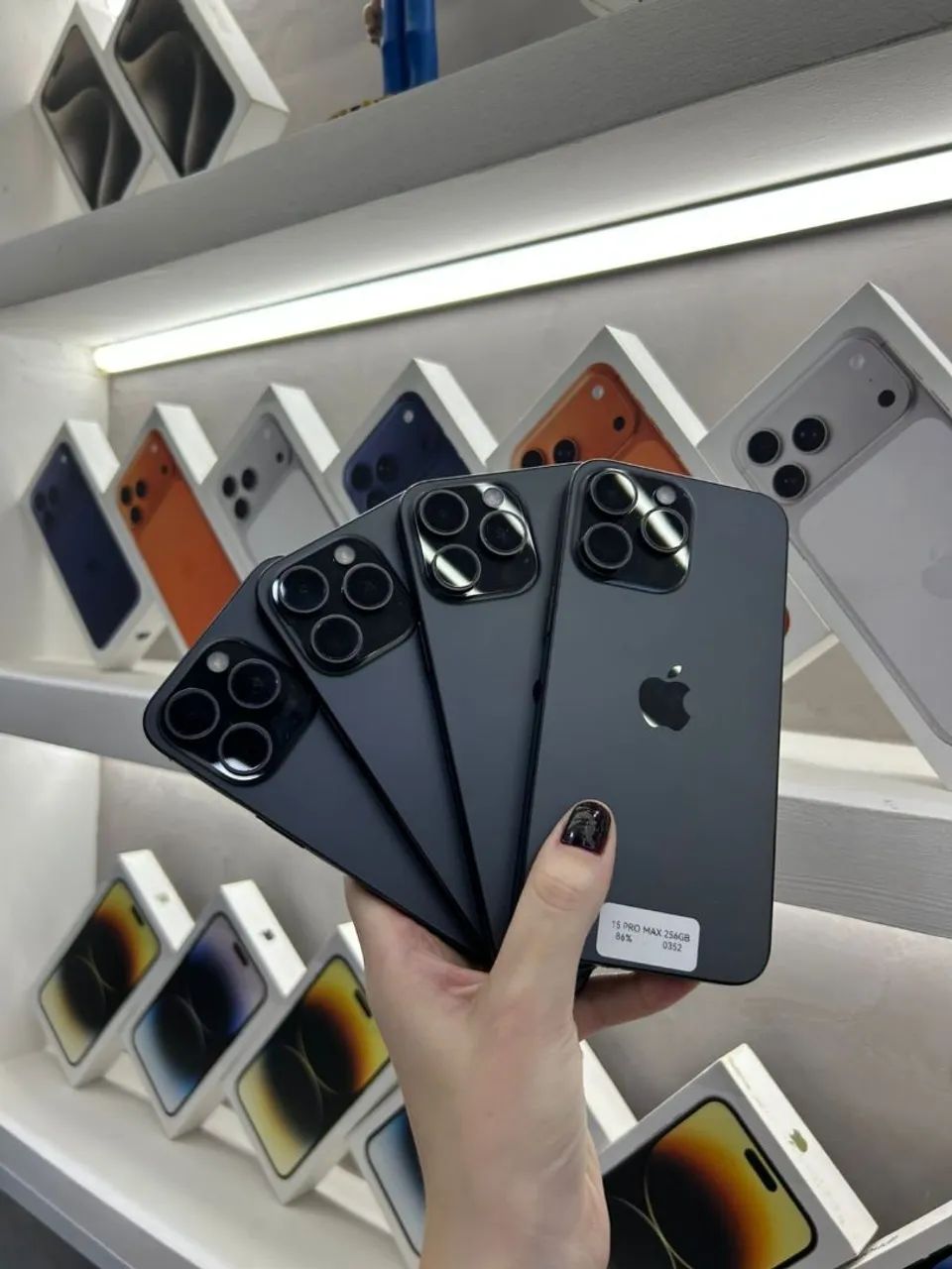 ?*IPHONE 15 PRO MAX BATERIAS 81% até 87% R$4.500,00* ?