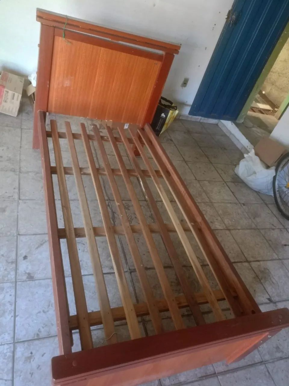 Cama de madeira solteiro - Foto 2