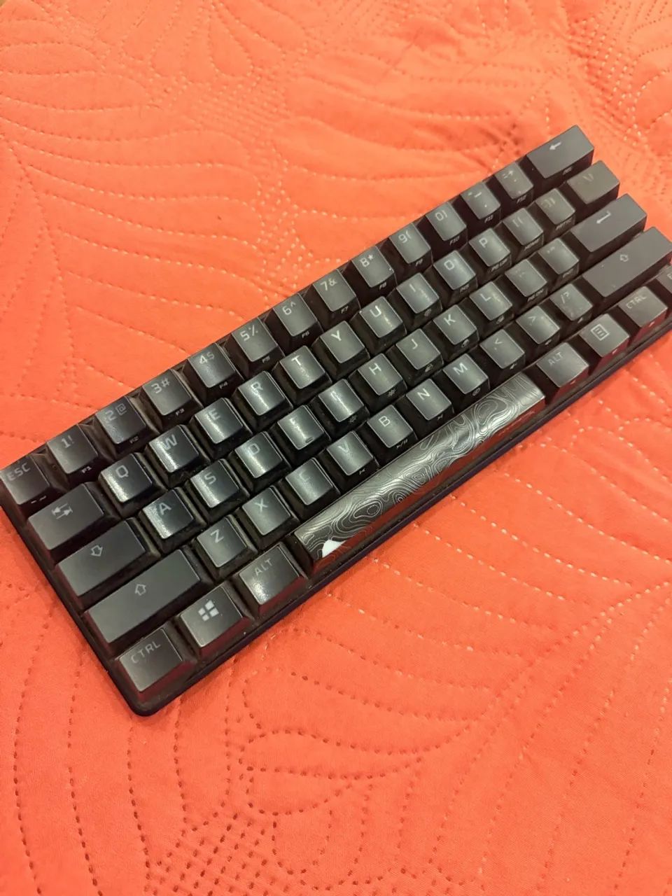 Teclado mecânico hyper alloy 60 - Foto 4