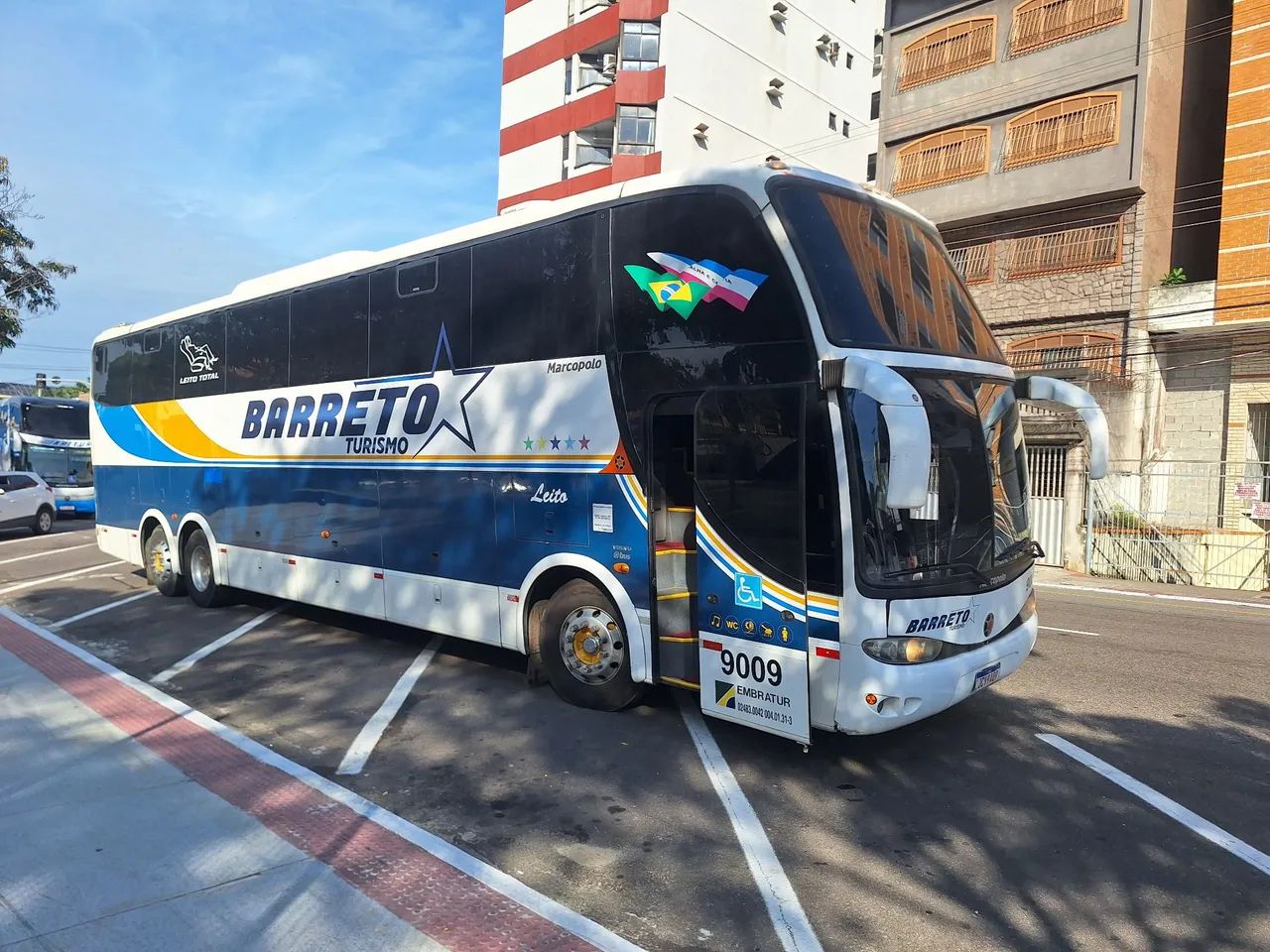 Ônibus leito total