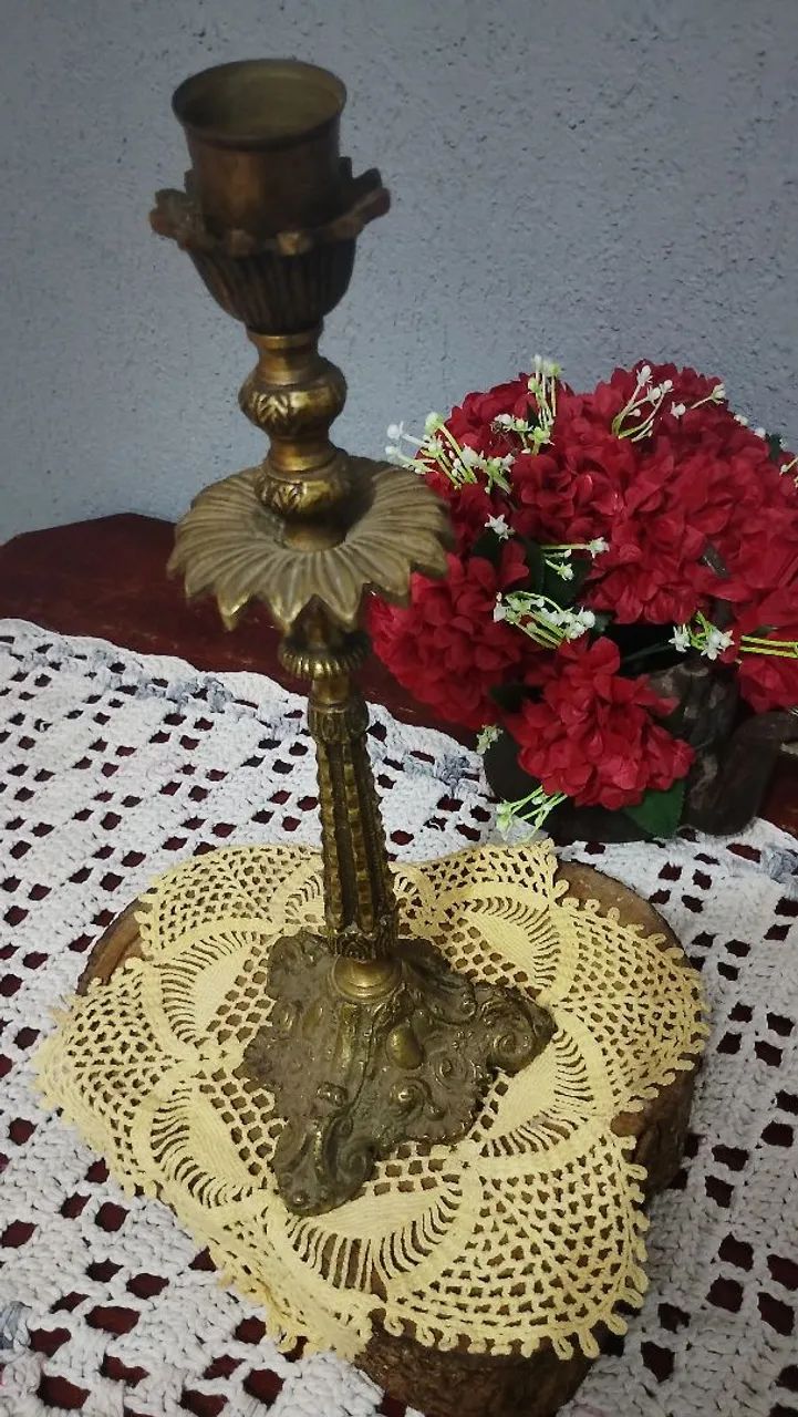 Castiçal Antigo em Bronze Maciço convertido para Abajur  - Foto 3